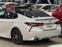 تۆیۆتا کامری